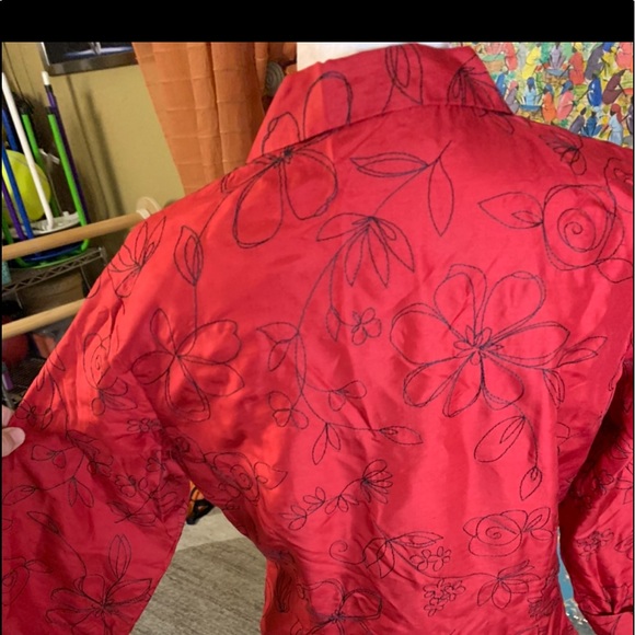 Carole Little red embroidered lined button down blouse, large - Picture 6 of 15